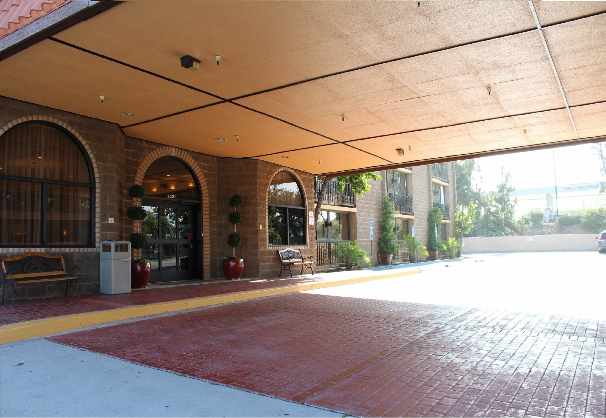 Alhambra Hotel 3* Alhambra