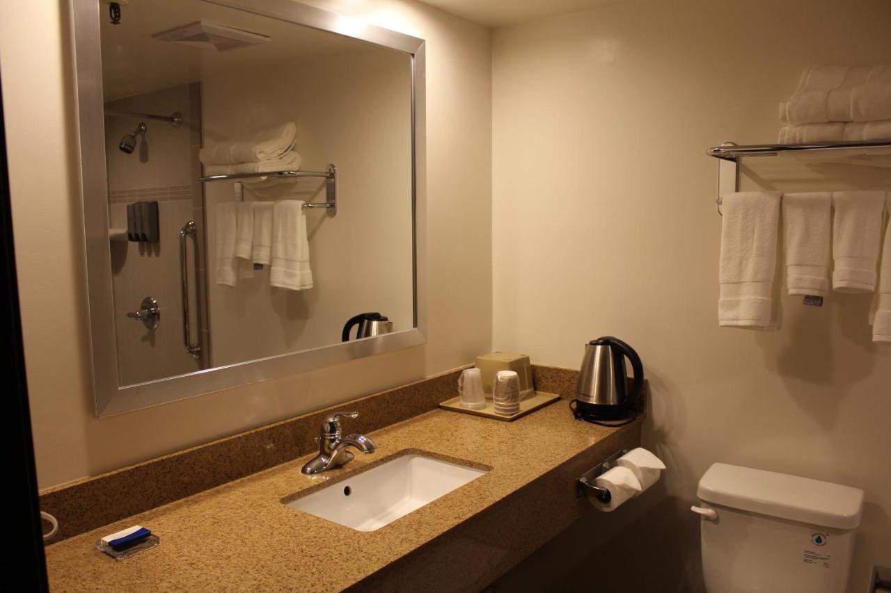 Alhambra Hotel Hotel